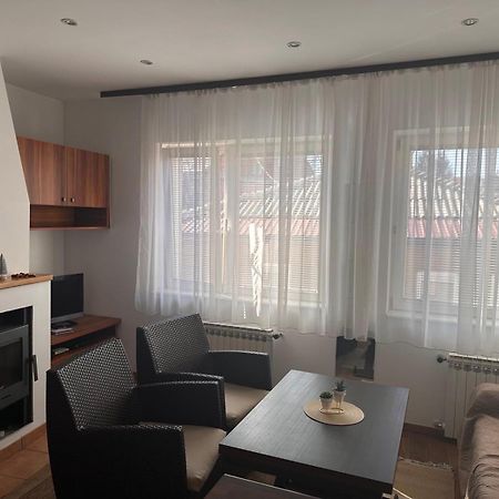Vila Danin With Free Garage,Stari Grad SJJ Buitenkant foto