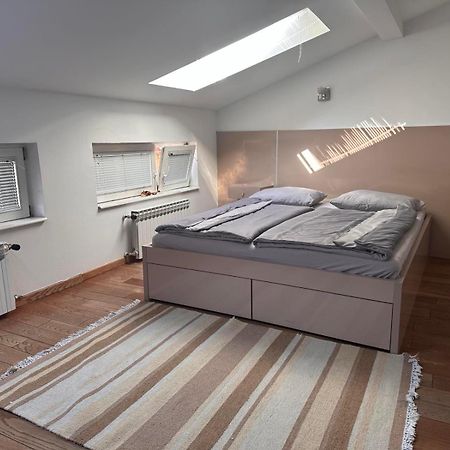 Vila Danin With Free Garage,Stari Grad SJJ Buitenkant foto