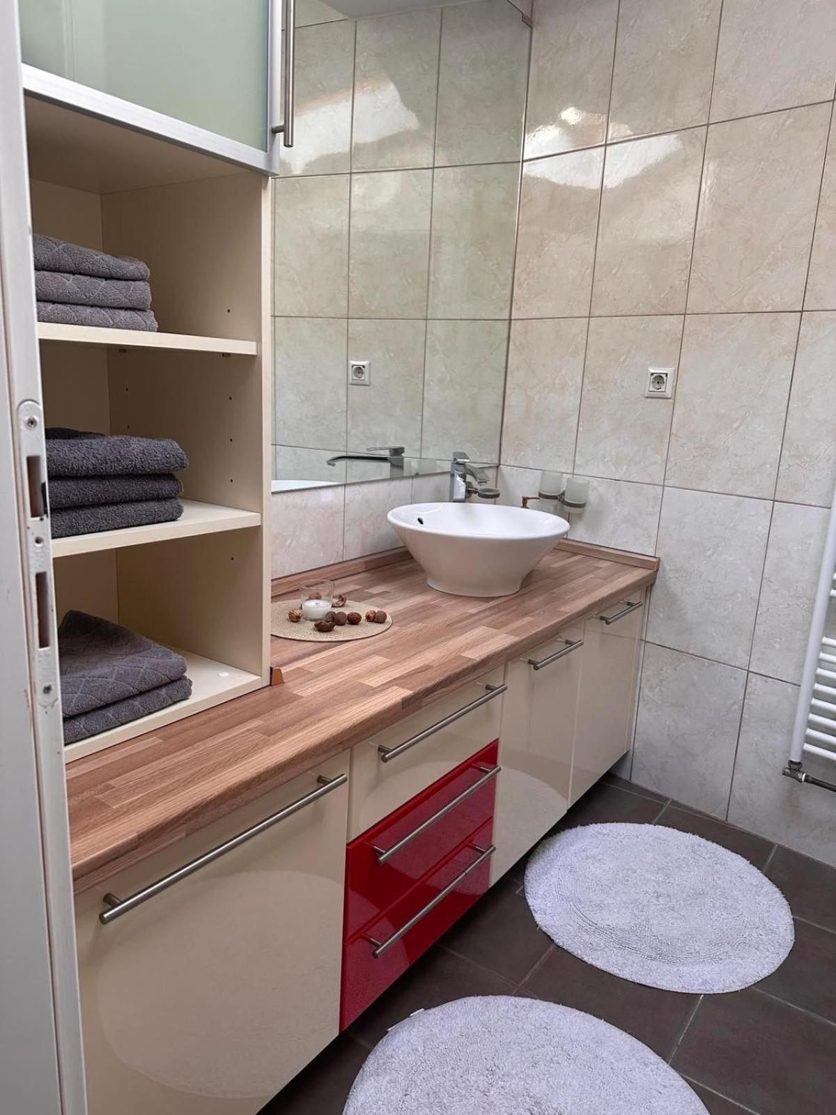 Vila Danin With Free Garage,Stari Grad SJJ Buitenkant foto